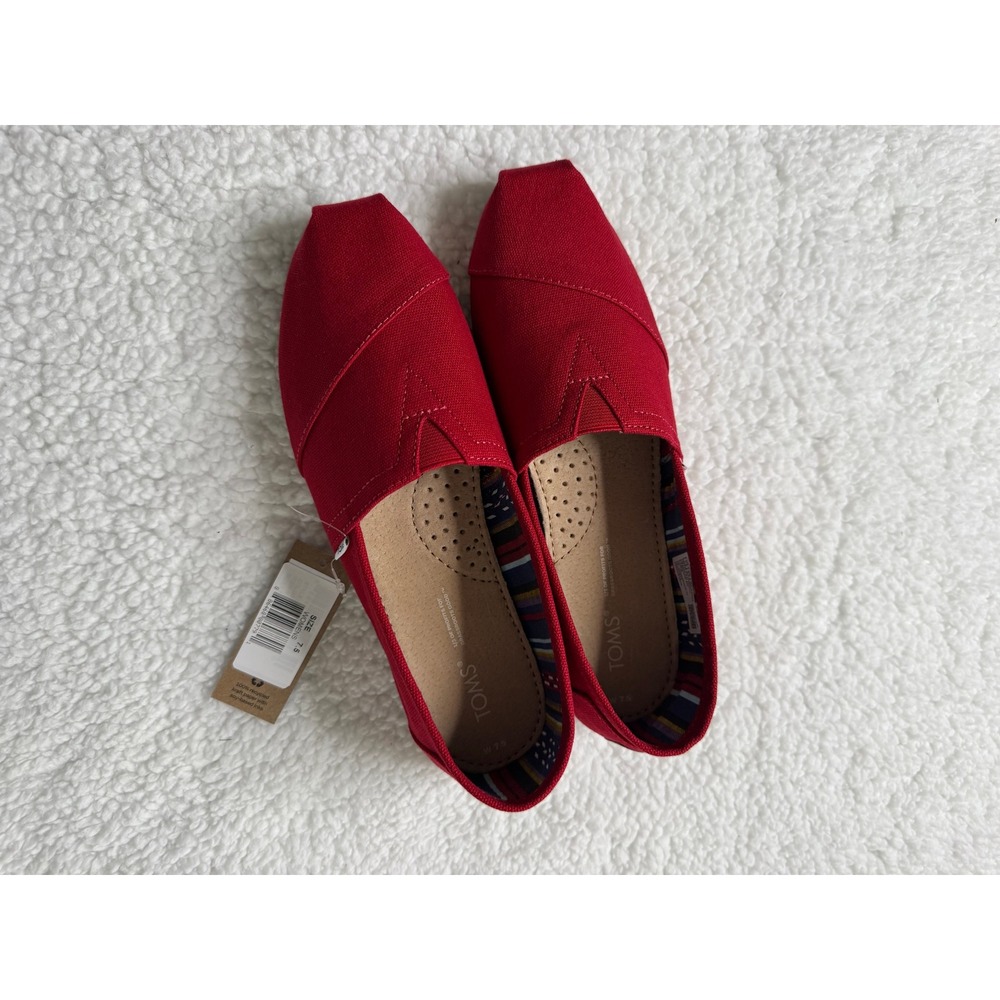 TOMS Alpargata Slip On Shoes Women 7.5 Red New With Tags Classic Canvas Flats
